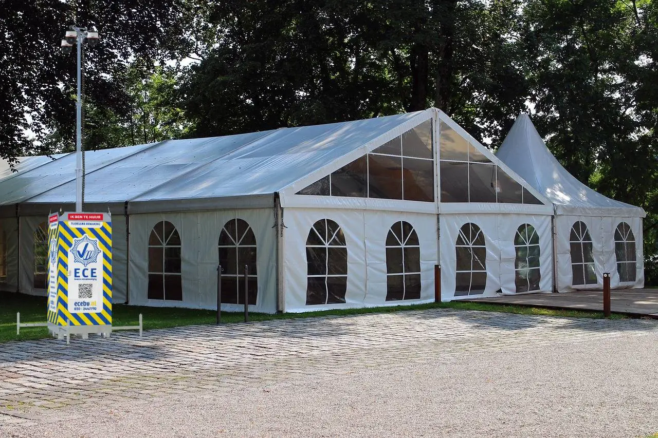 Onze mobiele cameramast op een evenement.