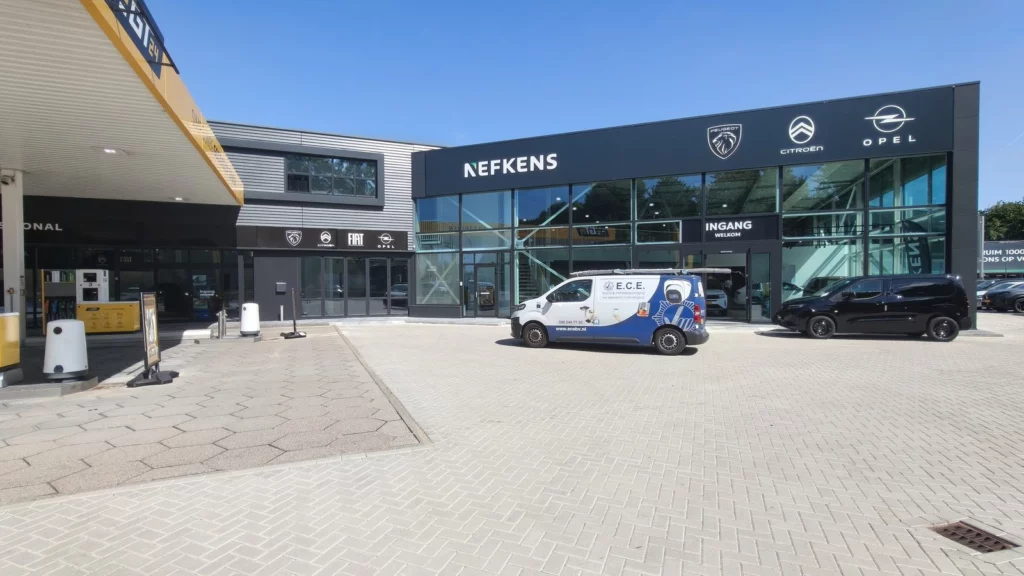 Brandbeveiliging en meer op een autobedrijf in Amersfoort, geïnstalleerd door ECE.